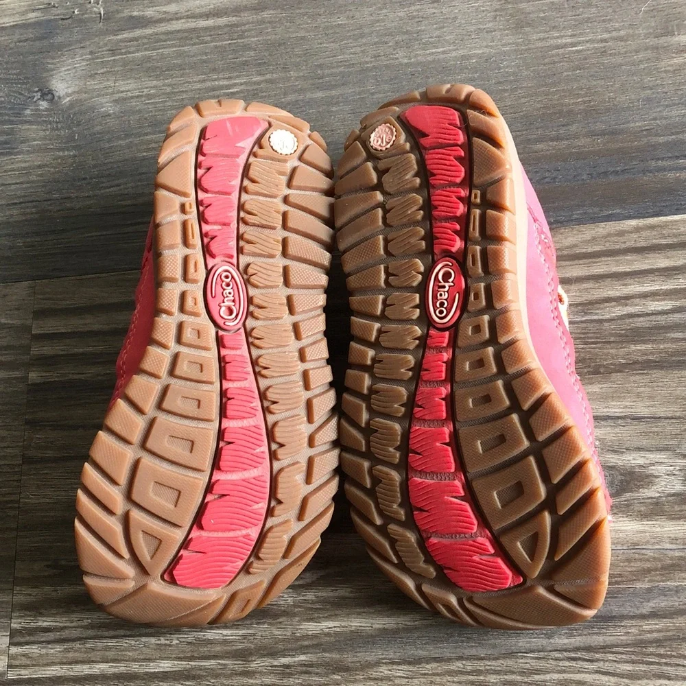 Chaco Kids Outcross Water Shoe 11 Coral